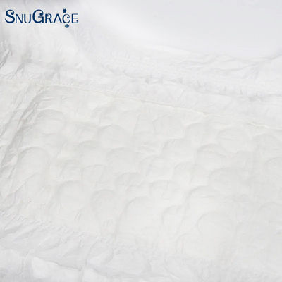 Zeg hallo tegen comfort en besparingen met SnuGrace Adult Incontinence Diapers