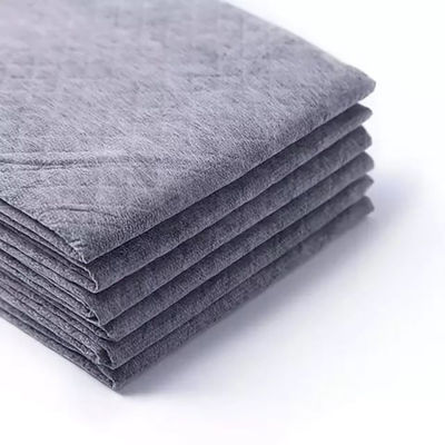 Niet-geweven stof bamboe koolstofvezel houtskool onderkleding voor huisdieren onderkleding 60 * 90 voor puppy