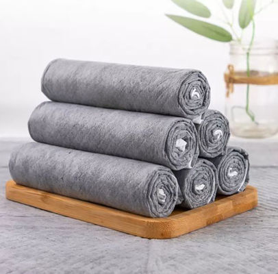 Niet-geweven stof bamboe koolstofvezel houtskool onderkleding voor huisdieren onderkleding 60 * 90 voor puppy