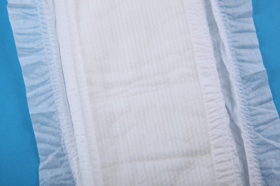 Milieuvriendelijke baby luiers voor eenmalig gebruik met absorptie op het droge oppervlak en lekpreventie