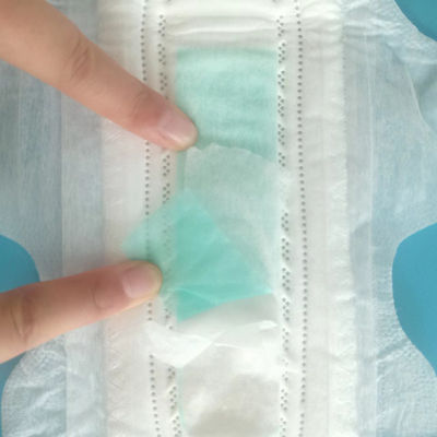 Niet-geweven hygiënische servetten voor vrouwen met een hoge waterabsorptie en een zacht ademend ontwerp