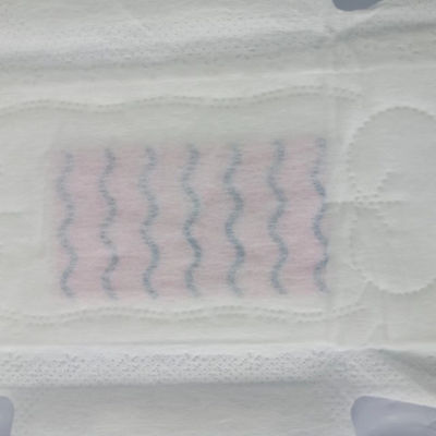 Eenmalige ultra dunne hygiëne pads voor dames op maat en comfortabel