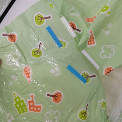 Leakpreventie Volwassenen-baby luiermonster voor OEM ODM Acceptabel geborduurd ontwerp