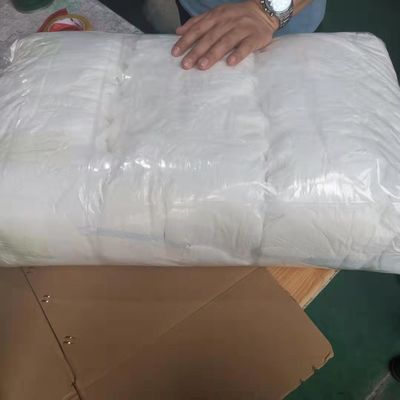 Gratis monsters luiers voor volwassenen luiers voor senioren droog oppervlak absorptie