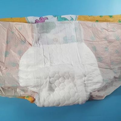 Niet-geweven weefsel volwassen ziekenhuis luier met 6500 ml hoge absorptie en PE achterblad